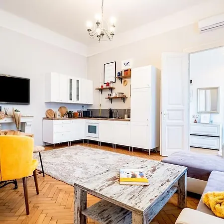 Apartment Peace In Downtown *