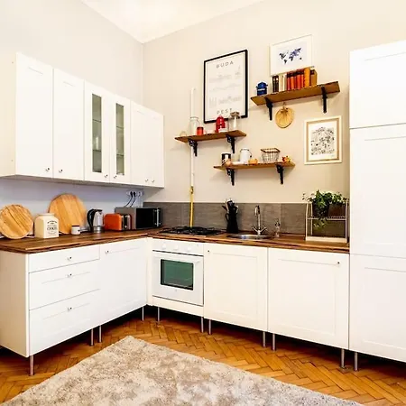 公寓 Peace In Downtown