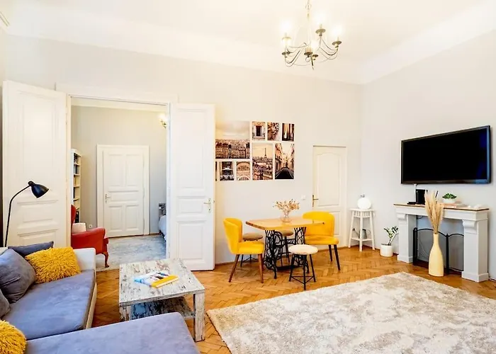 Peace In Downtown ブダペスト