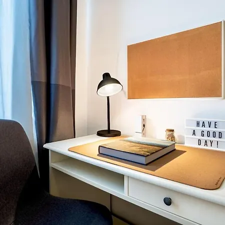 Peace In Downtown * Budapest